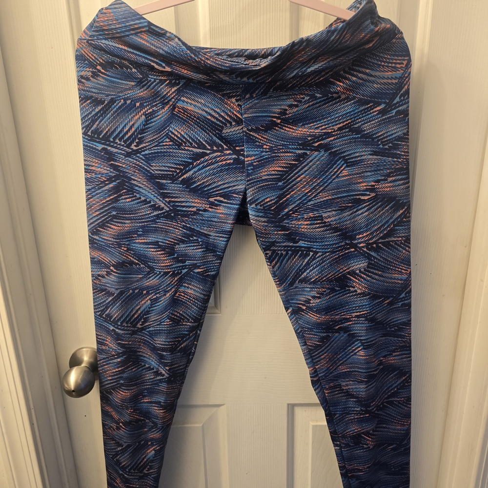 Source Unknown Blue and Pink Patterned Leggings